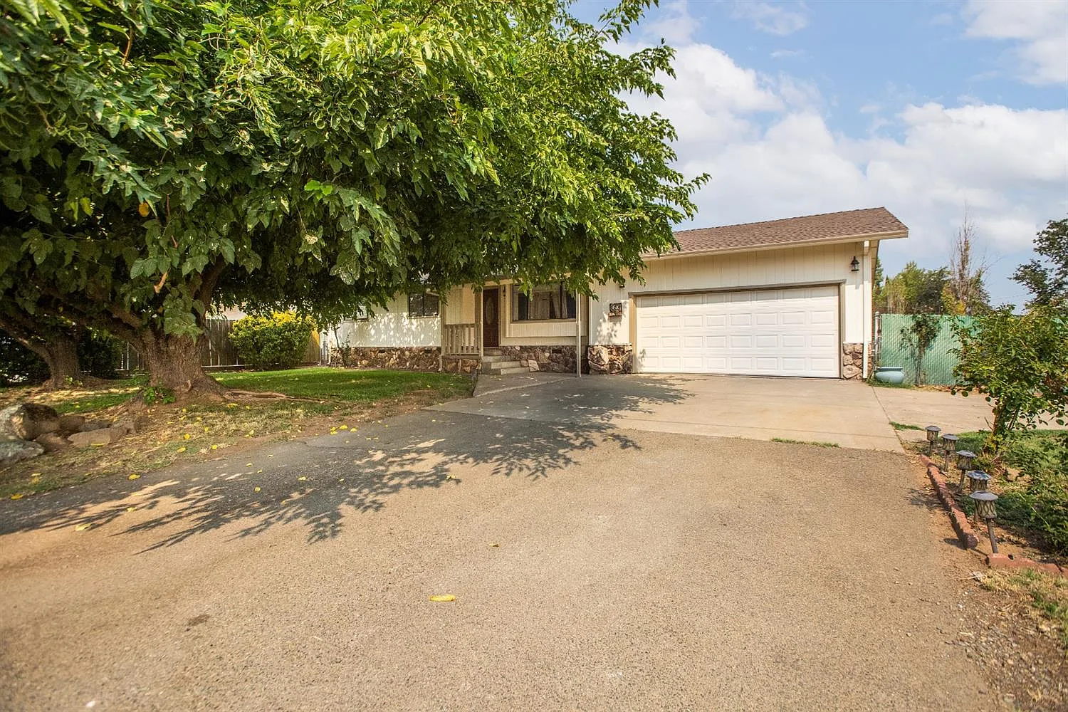 4510 Riosa Rd photo 1