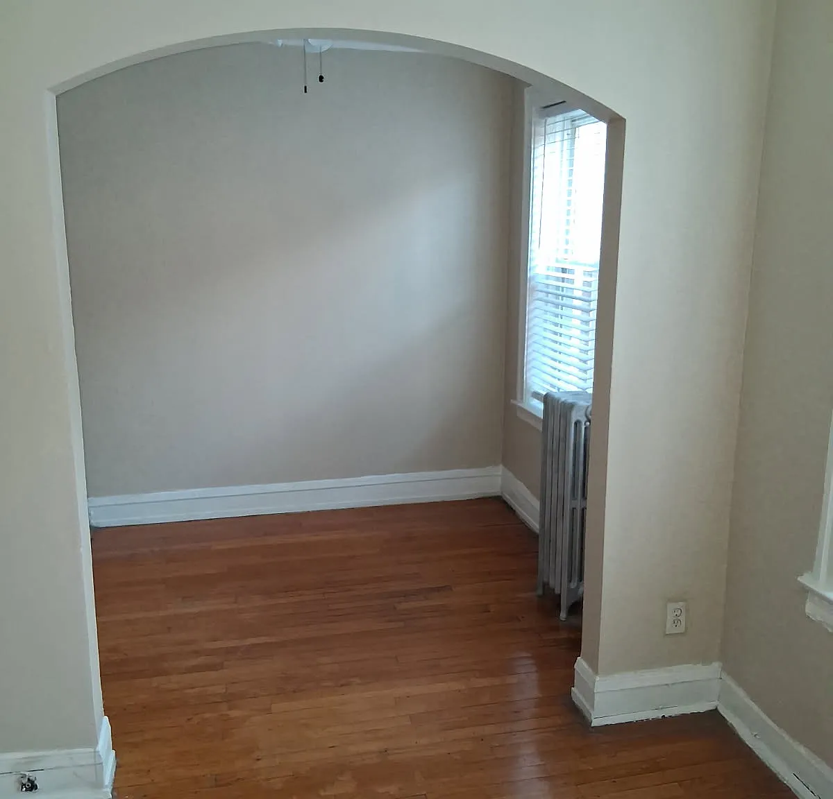 Studio, $855 — Photo 2
