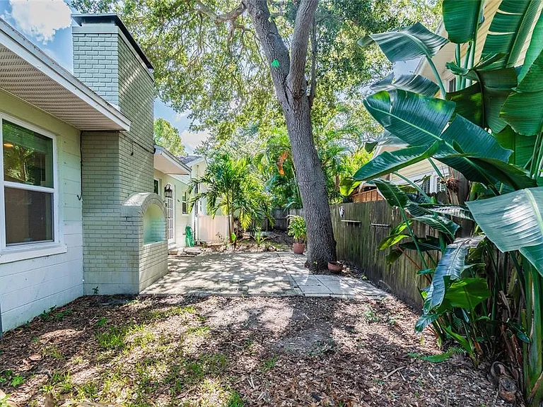 303 Wildwood Way #A — Photo 33