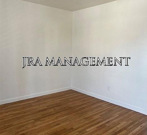 2nd image of 4824 E 61st St #B