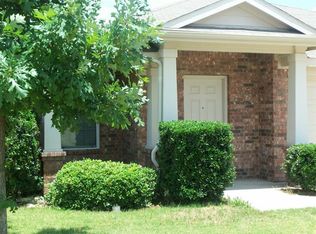 9013 Nightingale Dr, Fort Worth, TX 76123