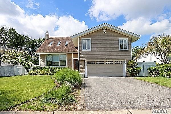 1st image of 27 Forsythia Ln