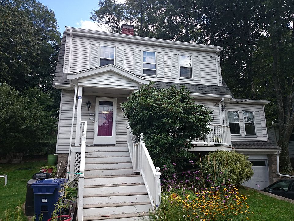 2nd image of 48 Lake Shore Rd