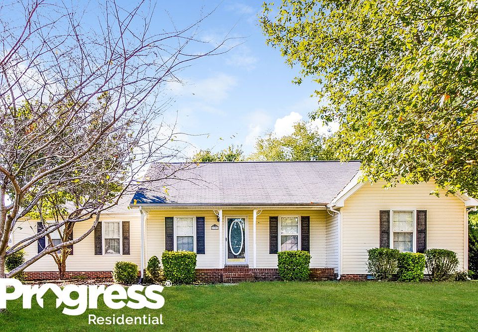 1st image of 2303 Centertree Dr