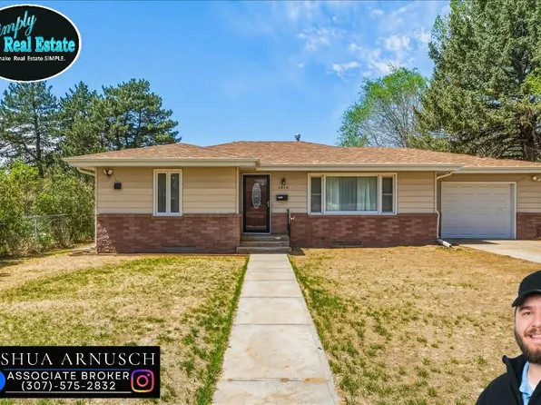 2818 E C St, Torrington, WY 82240
