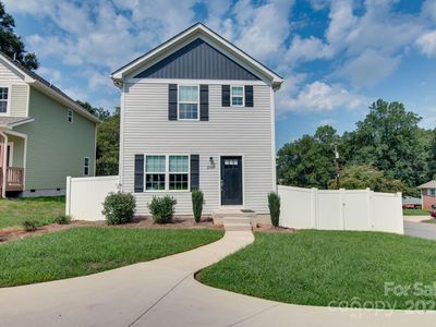 2661 N Ashe Ave, Newton, NC, 28658