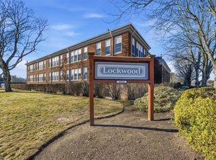 Lockwood Condominiums, Warwick, RI 02886