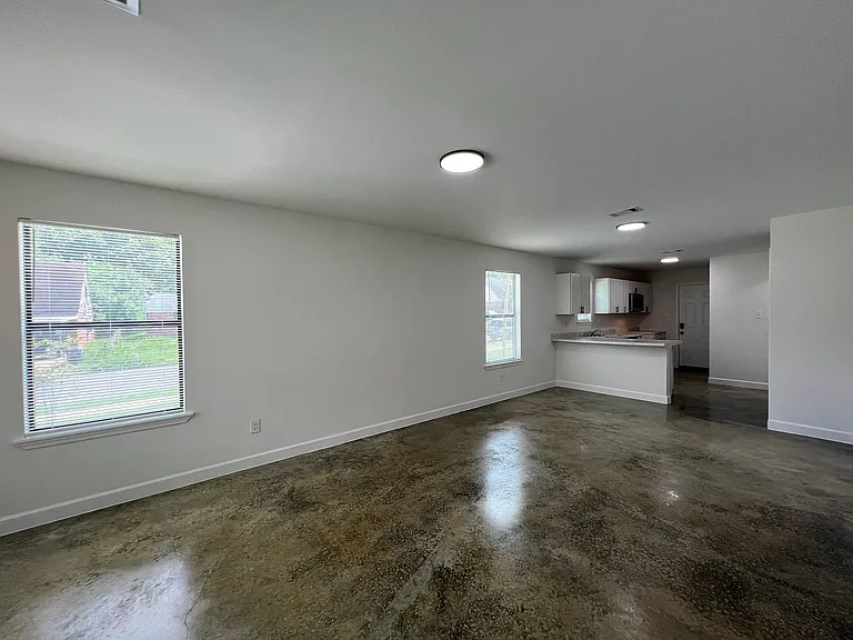 3701 Glenburee Cv — Photo 11