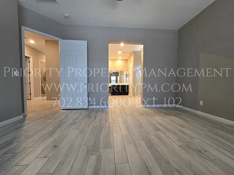 738 Purple Knoll Walk — Photo 16