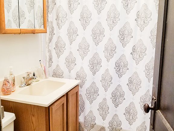 3rd image of 1447-57 W Cornelia Ave #1447-2