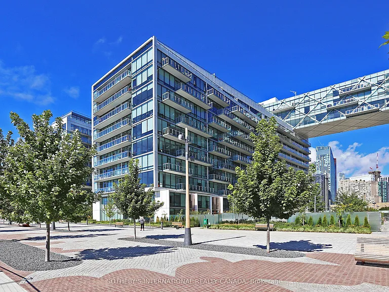 29 Queens Quay E #811 — Photo 31