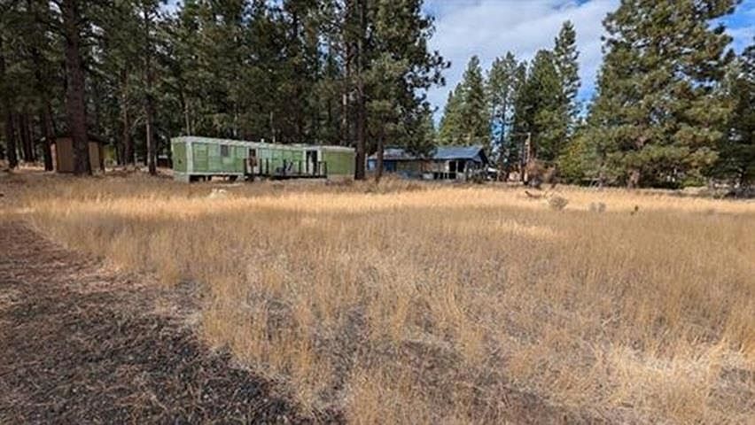 1st image of 688-025 Maple Way