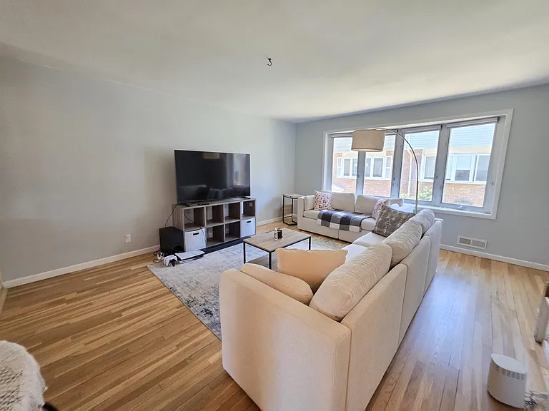 9 Elna Ct — Photo 17