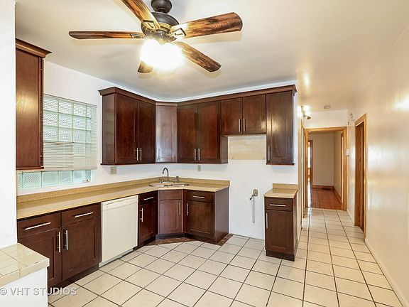 4th image of 7735 S Eberhart Ave