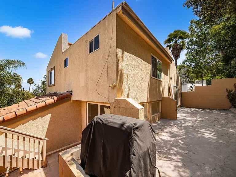 3751 Prestwick Dr — Photo 43