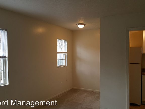 2nd image of 3302 N Elm St APT F