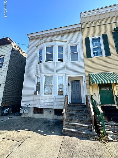 2nd image of 685 Clinton Avenue