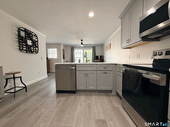 4th image of 86 Otrobando Avenue #33