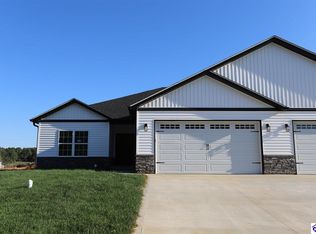 832 Otter Creek Rd, Vine Grove, KY 40175
