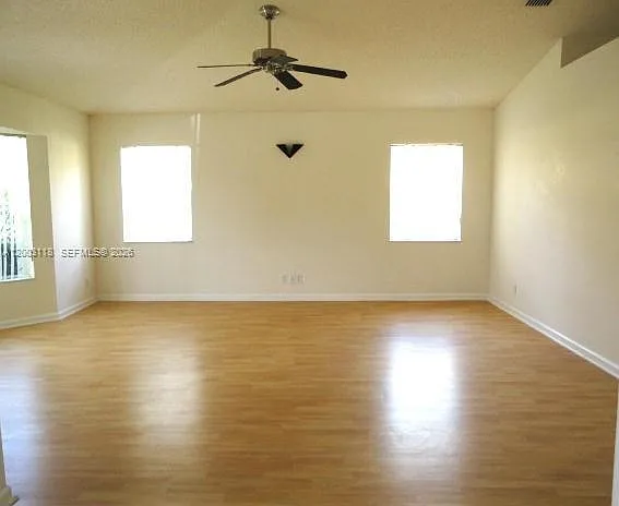 2444 Stonegate Dr — Photo 5