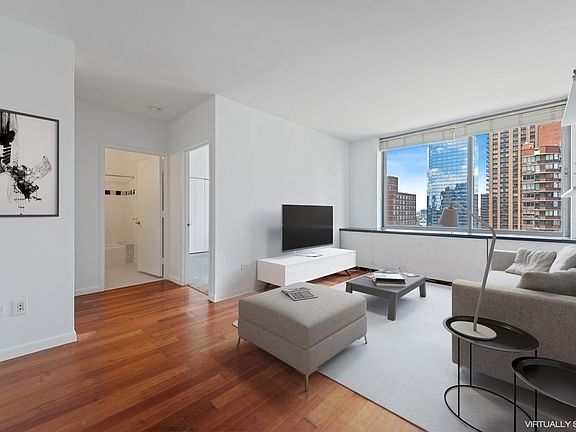 4th image of 111 W 67th St APT 23A