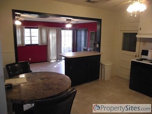3rd image of 2609 Guadalupe St