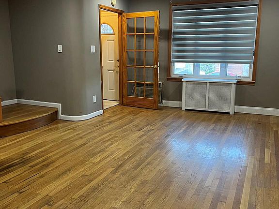 3rd image of 5314 194th Street