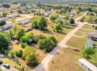 105 Savanna Pl #33, Shawnee, OK 74804