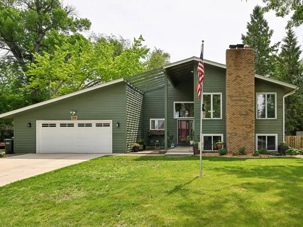 615 Lakewood Dr SW, Hutchinson, MN 55350