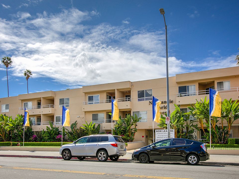 2nd image of 171 S Normandie Ave #209