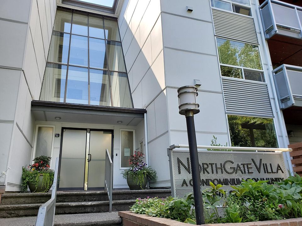1st image of 10501 8th Ave NE APT 304