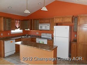 4th image of 402 Peregrine Pl