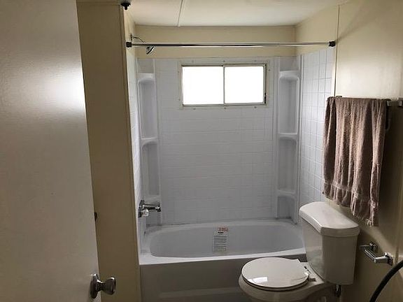 5th image of 4611 Plover Dr