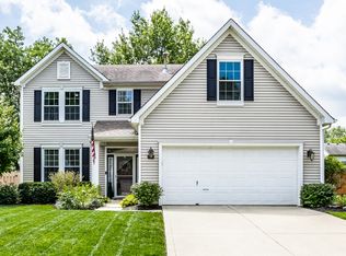 6131 Moss Wood Dr, Fishers, IN 46038