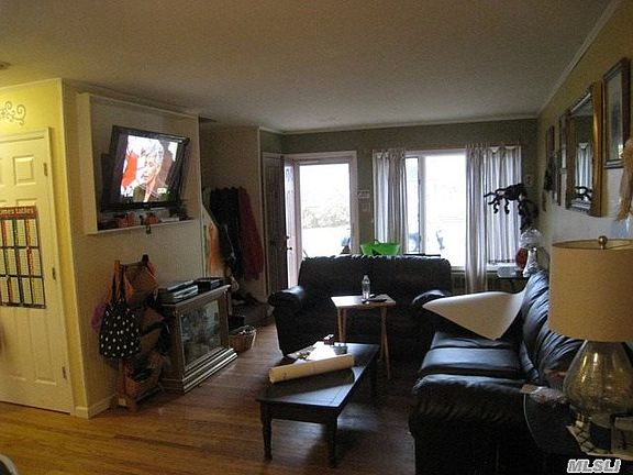 5th image of 165 Truberg Ave
