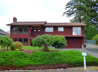 248 Camaloch Dr, Camano Island, WA 98282
