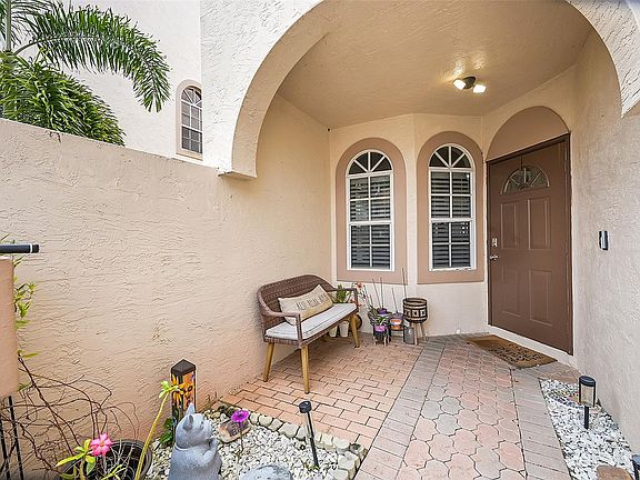 4th image of 9433 Boca River Circle