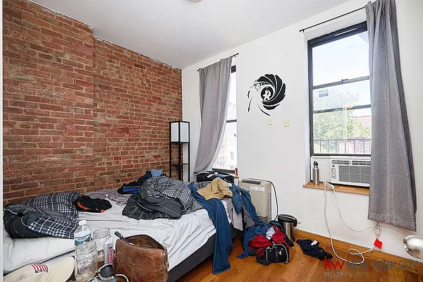 Rented by Keller Williams NYC | media 18