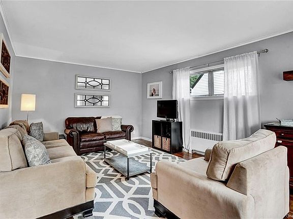 5th image of 21 Whittier St