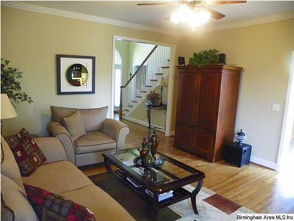 5th image of 510 Cameron Cir