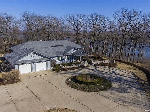 1st image of 1 Christopher Bluffs Ct