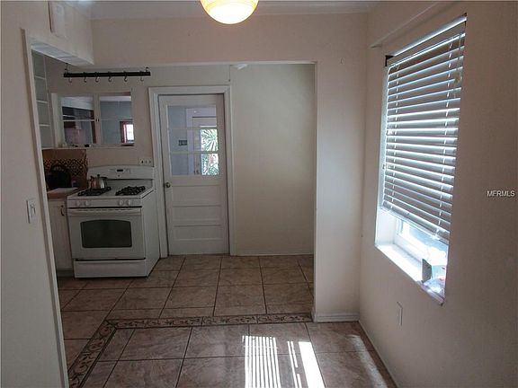 5th image of 901 32nd St N