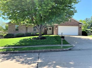 806 Shakertown Way, Columbia, MO 65203