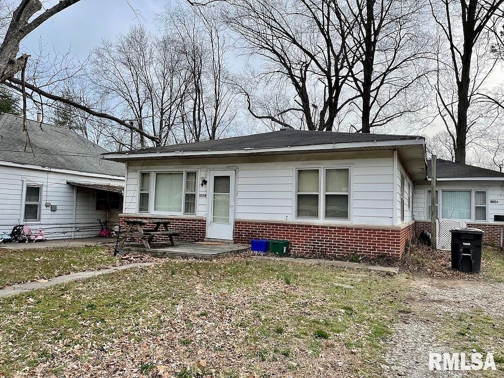 1205 N Bridge St, Carbondale, IL 62901 Zillow