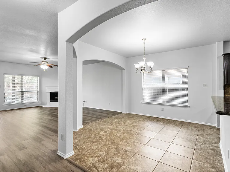 524 Mount Olive Ave — Photo 5