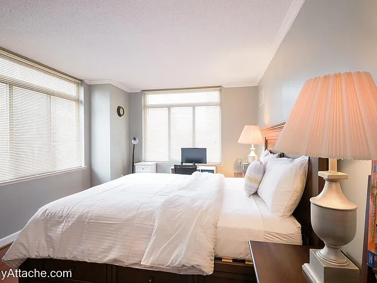 4801 Fairmont Ave #311 — Photo 14