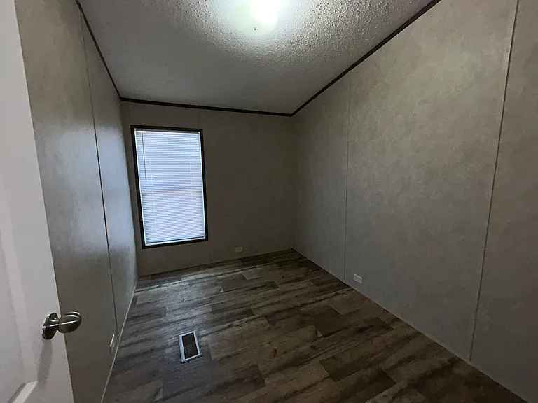 45 Riviera Courts Dr — Photo 6