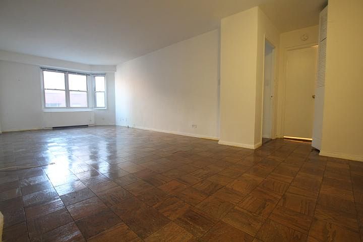 1st image of 220 E 60th St Frnt 7