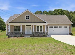 130 Kindletree Ln, Carthage, NC 28327