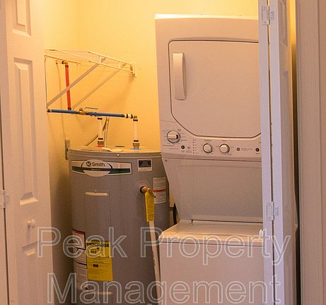 5th image of 511 Ryland St APT 1